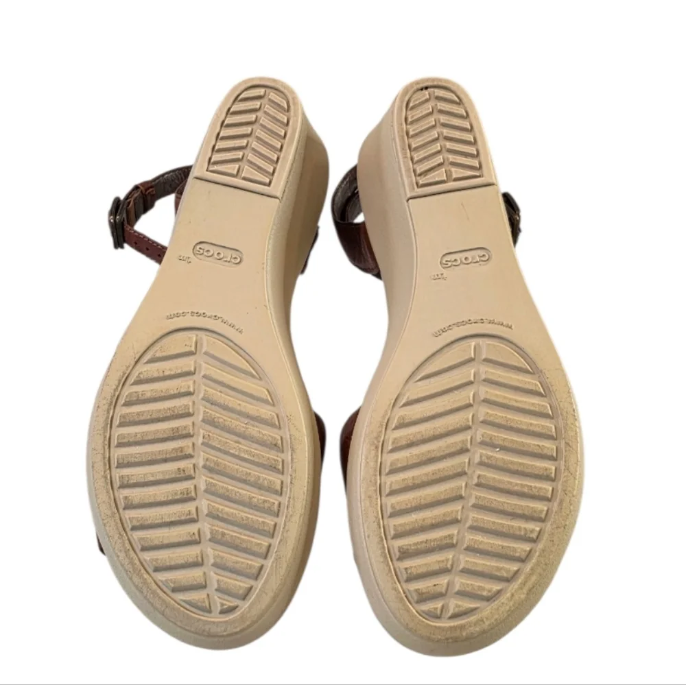Crocs Leigh Ann Brown Leather Ankle Strap Wedge Sandal Size 6W - Picture 6 of 8